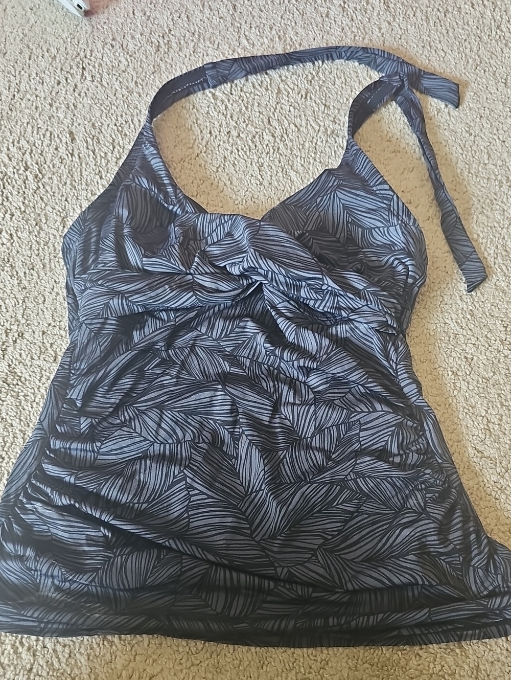 Kona Sol Black and Gray Leaf-Print Halter Swim Top